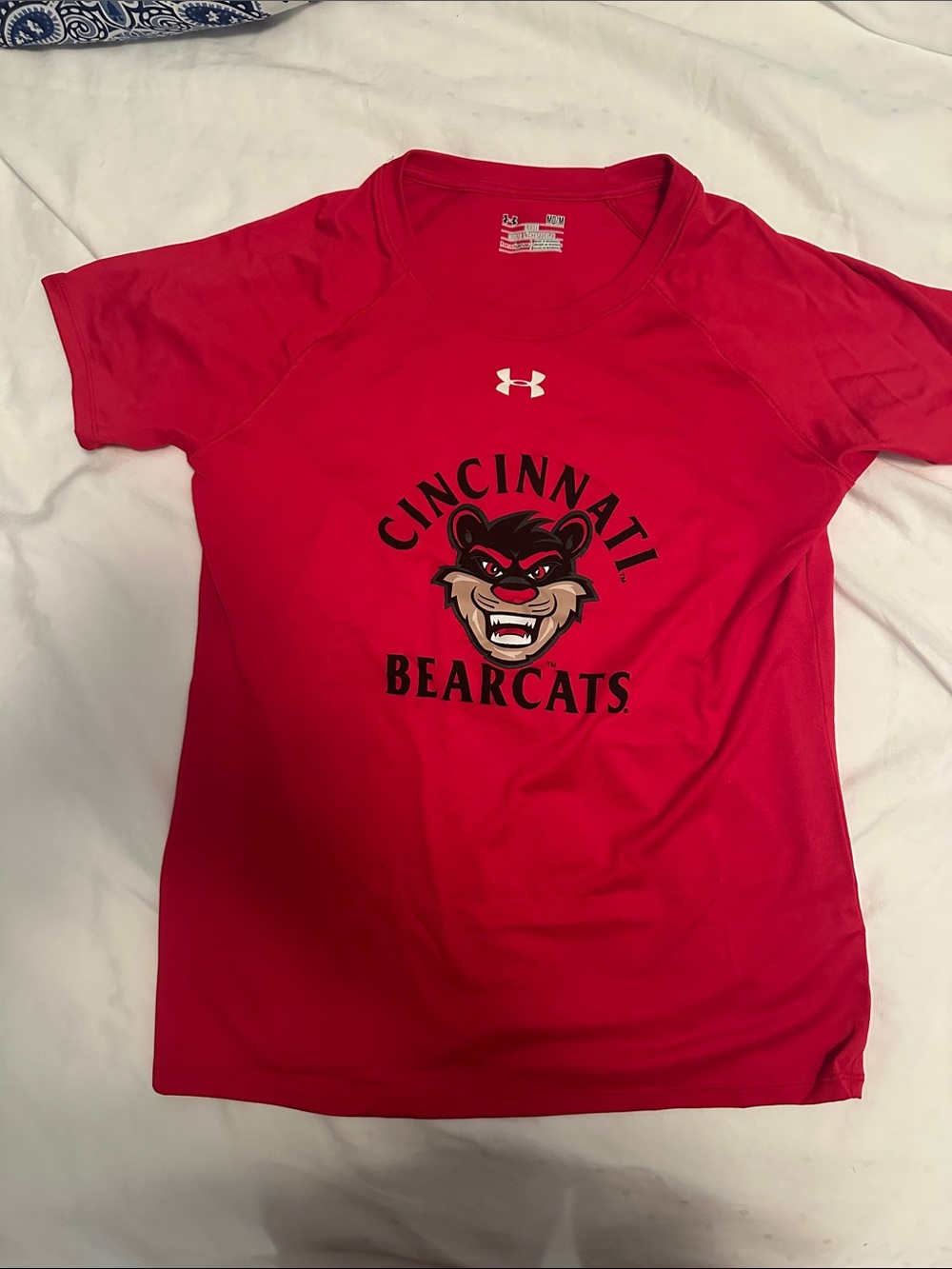 Under Armour Red Cincinnati Bearcats Short Sleeve Tee